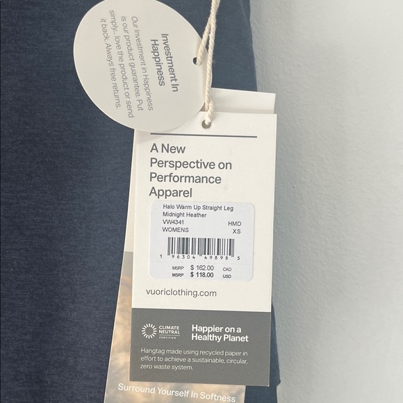 Vuori Halo Warm Up. Double waistband NWT - Picture 3 of 5